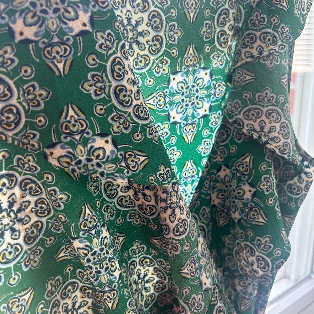 Max studio green wrap dress- M, medium - Picture 3 of 5